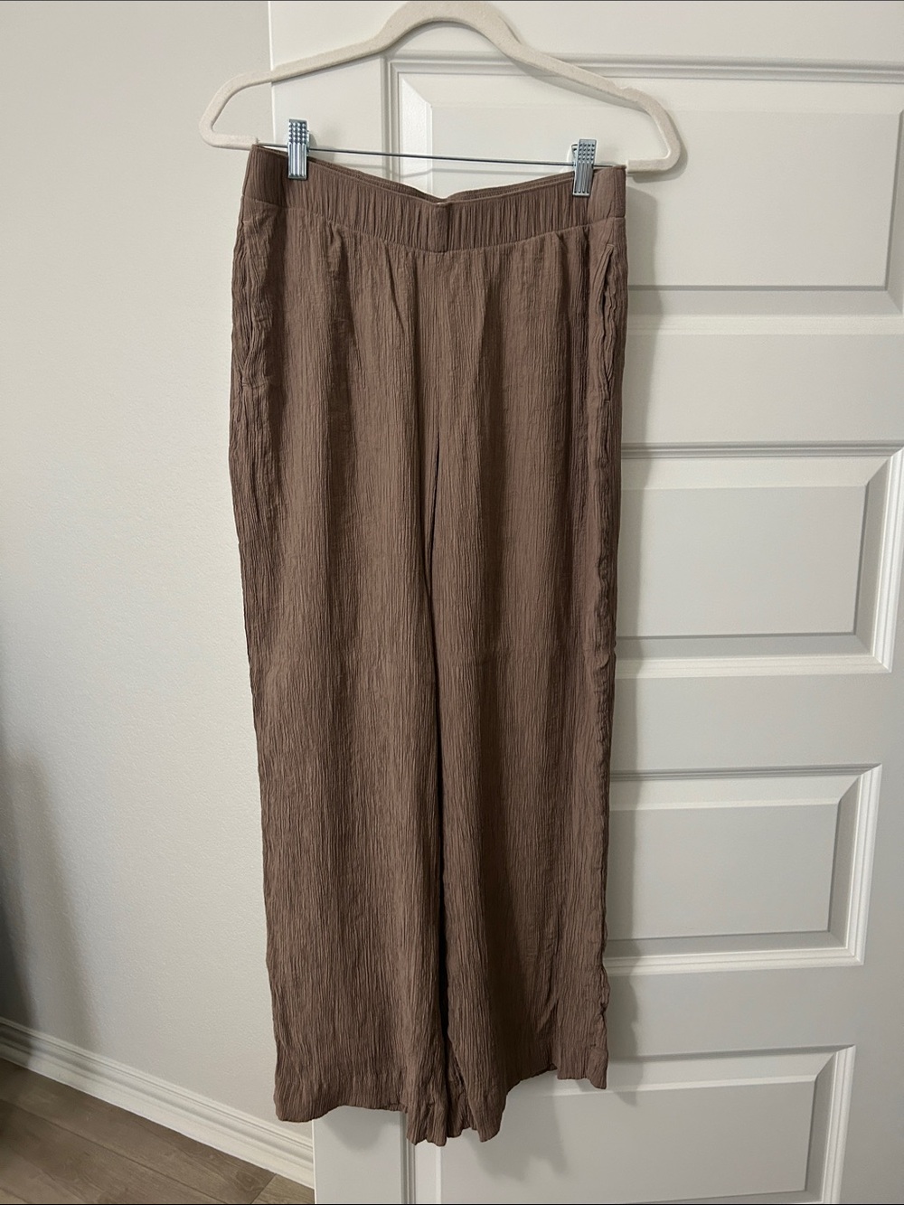 Womens pull on crinkle pants